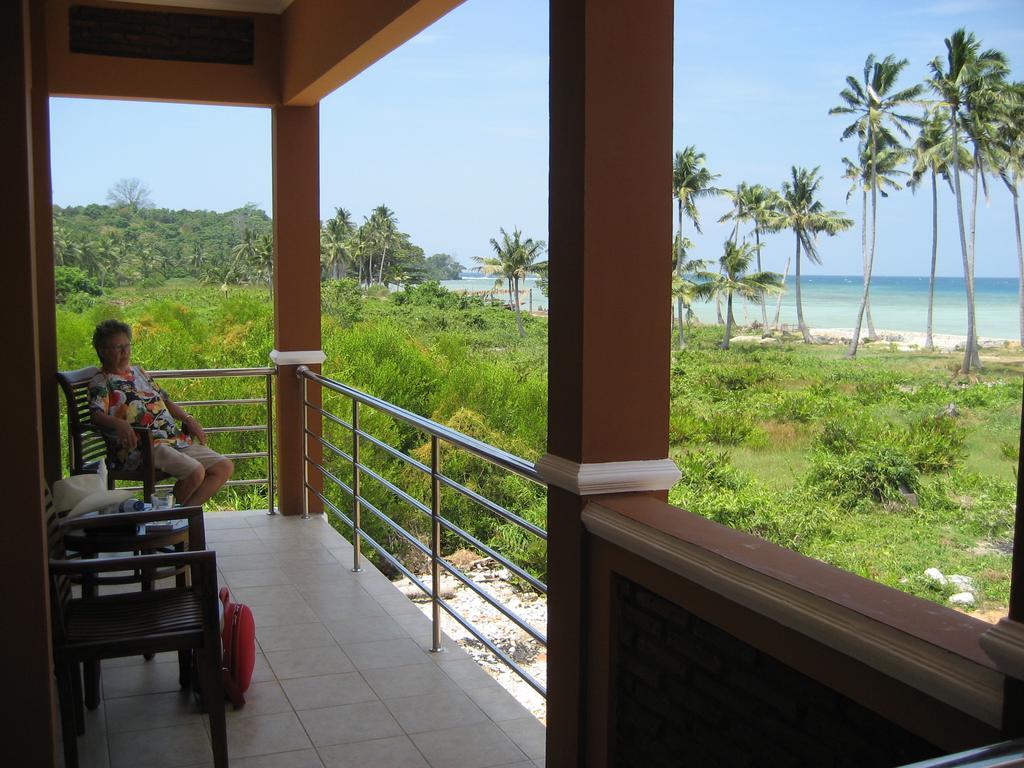 Hôtel Escape Karimunjawa à Semarang Extérieur photo