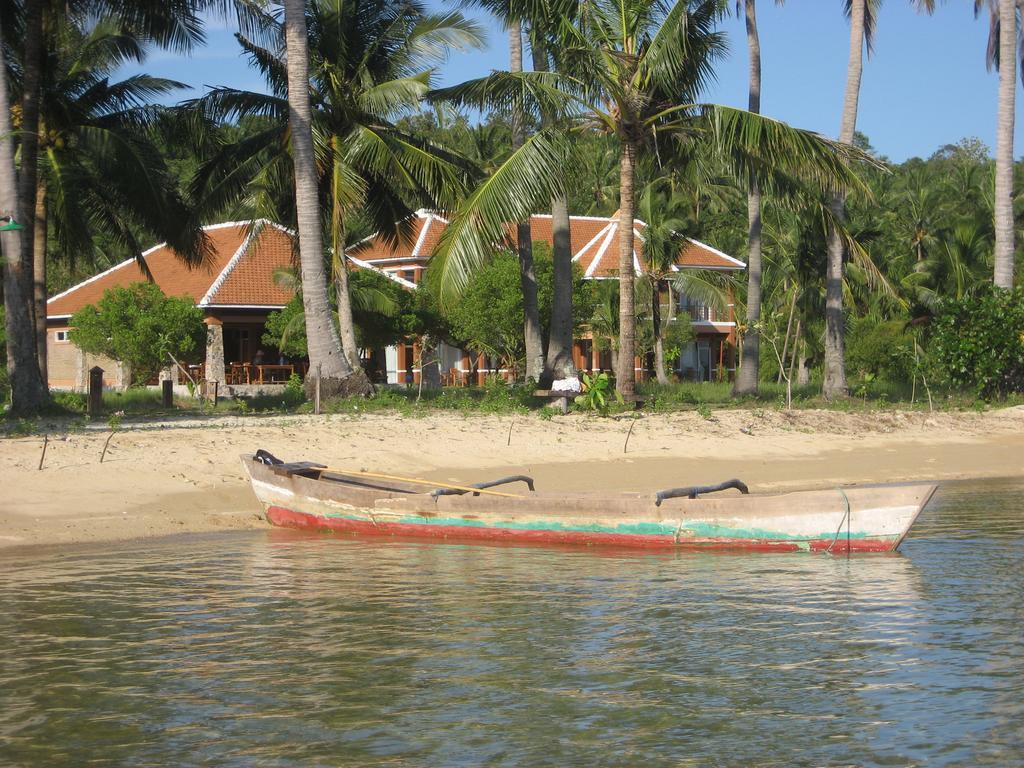 Hôtel Escape Karimunjawa à Semarang Extérieur photo